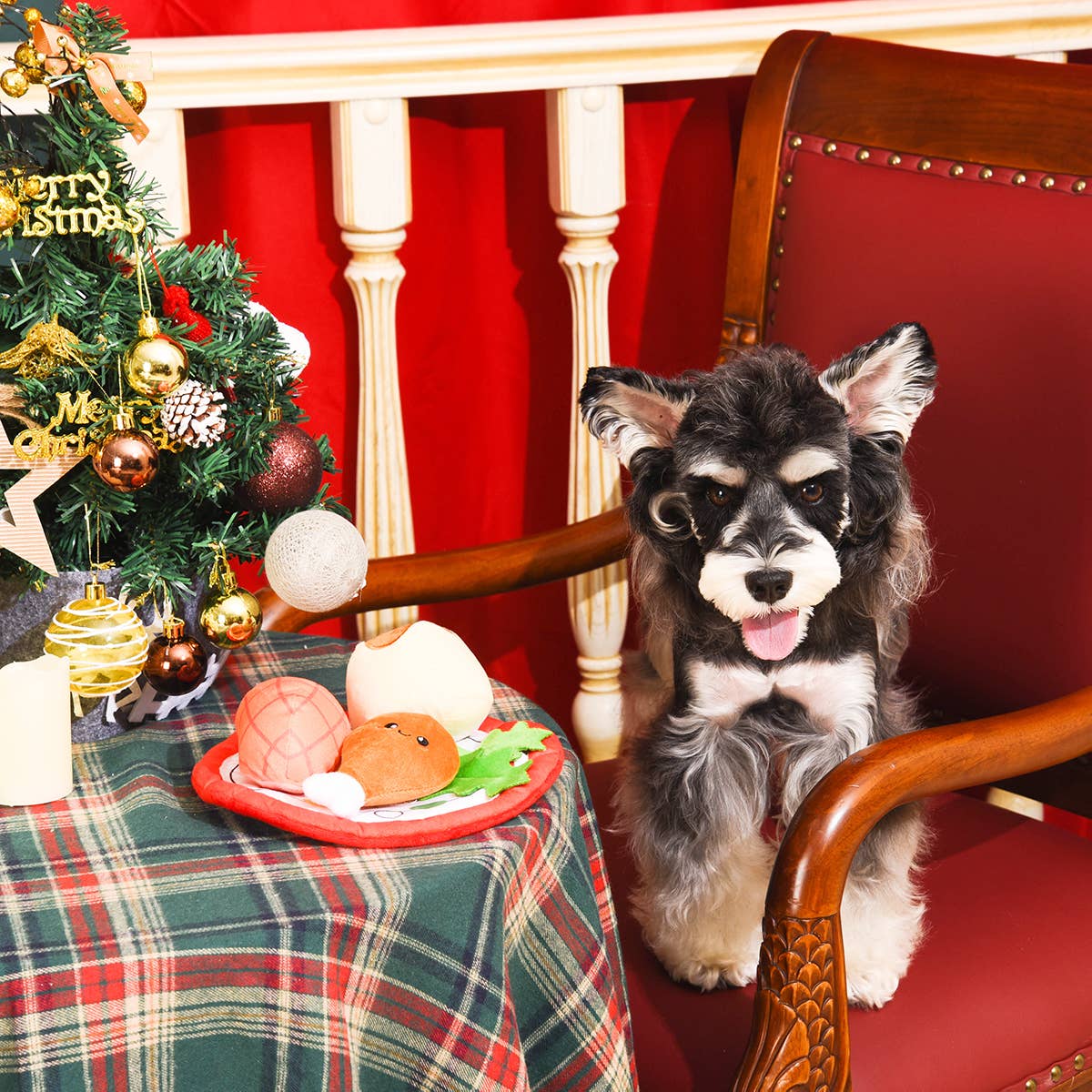 Hugsmart Products Inc - HugSmart Pet - Happy Woofmas | Christmas Dinner