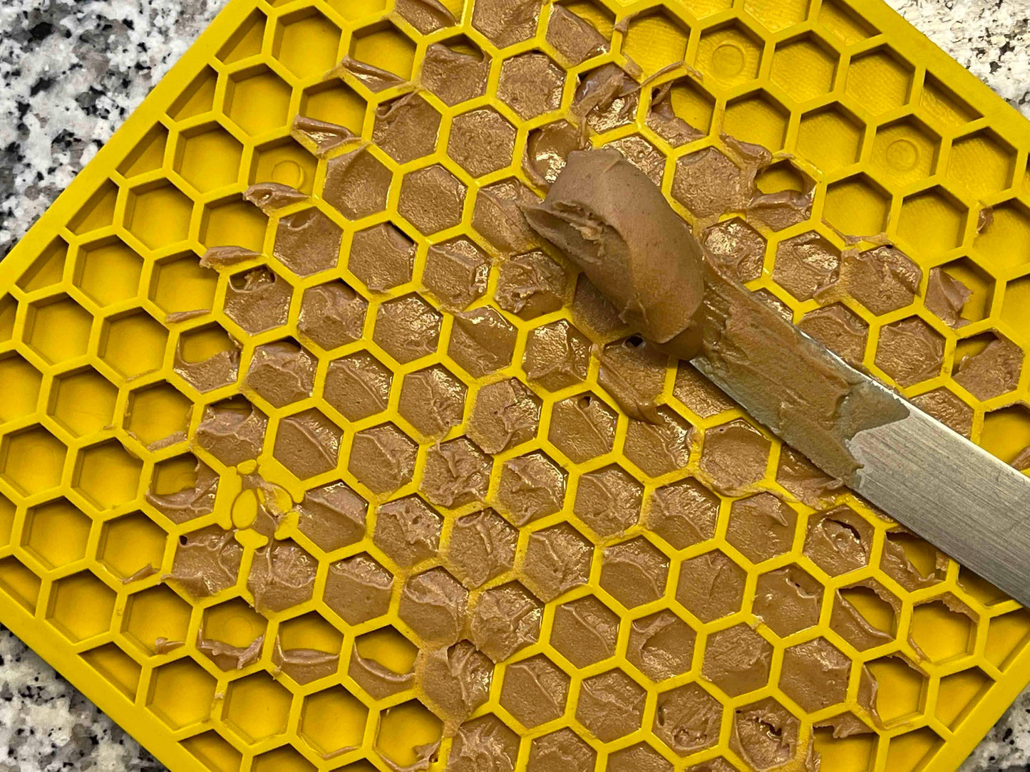 SodaPup - Honeycomb Design Emat Enrichment Licking Mat - Yellow - Larg - Large