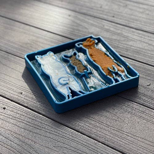 SodaPup - Waiting Dogs Design eTray Enrichment Tray for Dogs