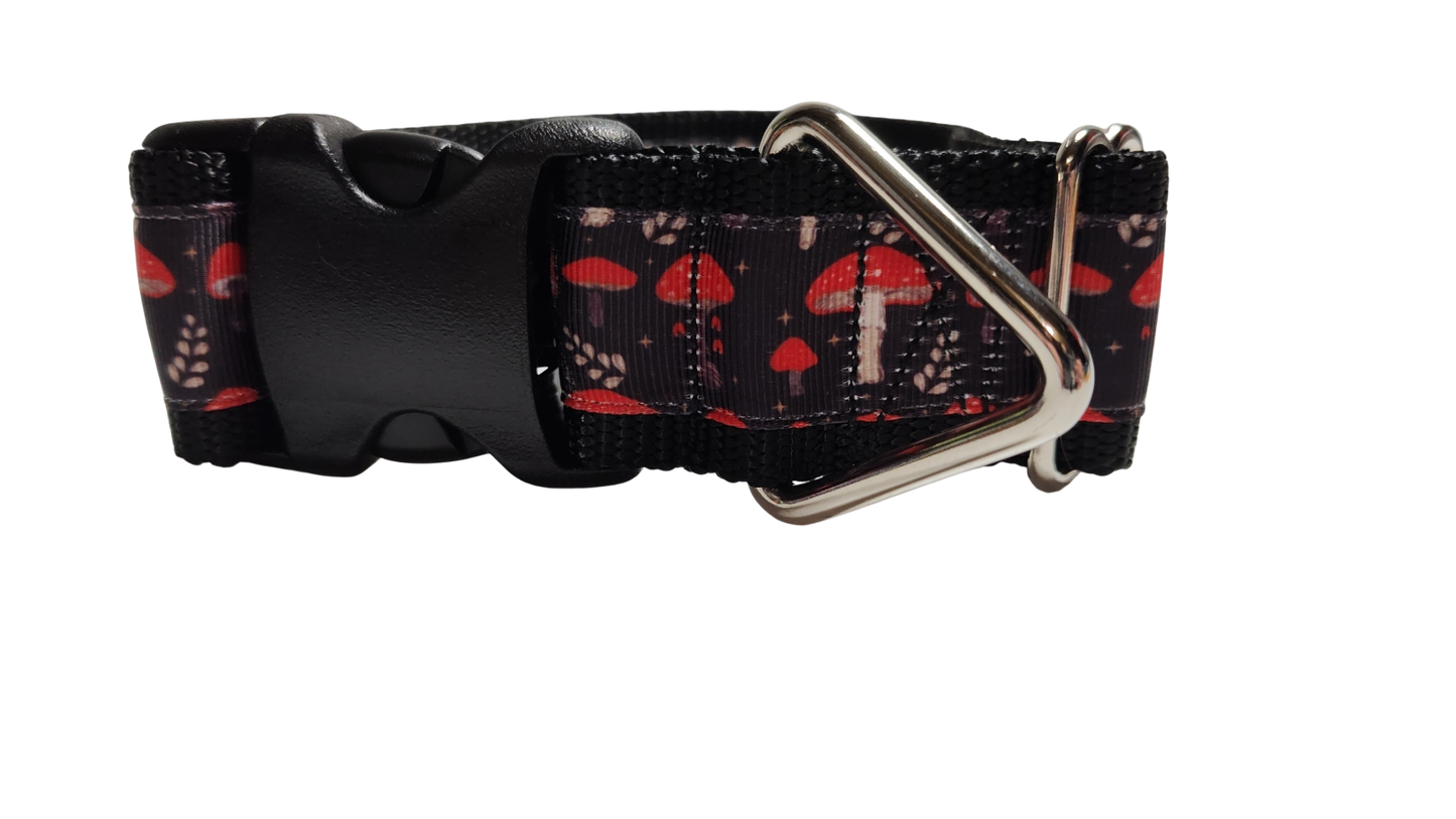 1.5" Wide Mushrooms Nylon Dog Collar