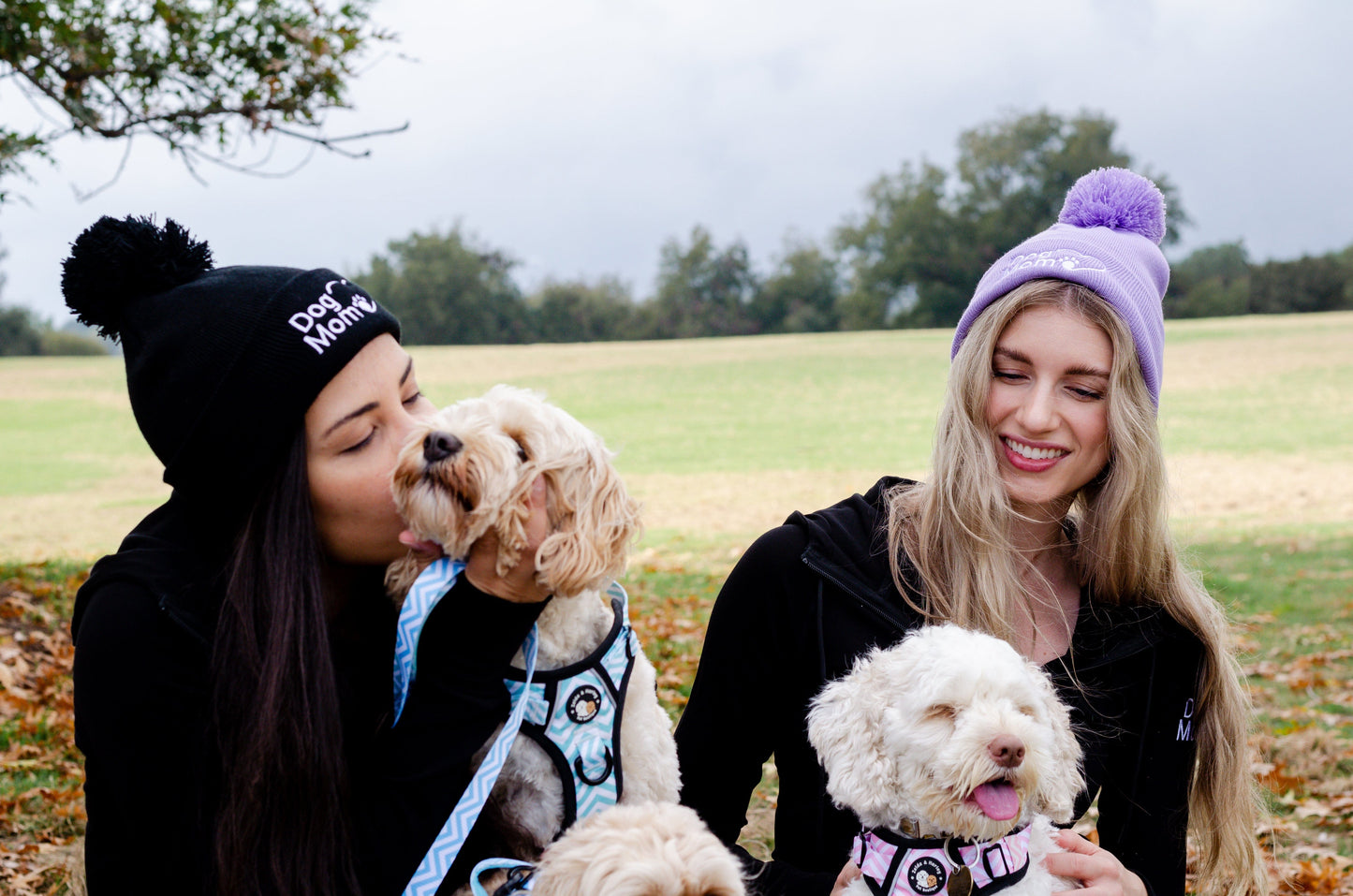 Dog Mom Bobble Beanie - Black