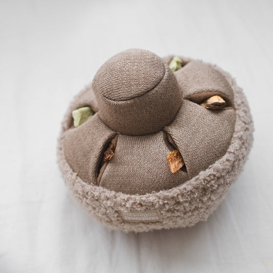 Lambwolf Collective - GUU//OAT//NOSEWORK MUSHROOM//ENRICHMENT DOG TOY - Medium