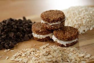 Paw Street Barkery - Woofie Pie