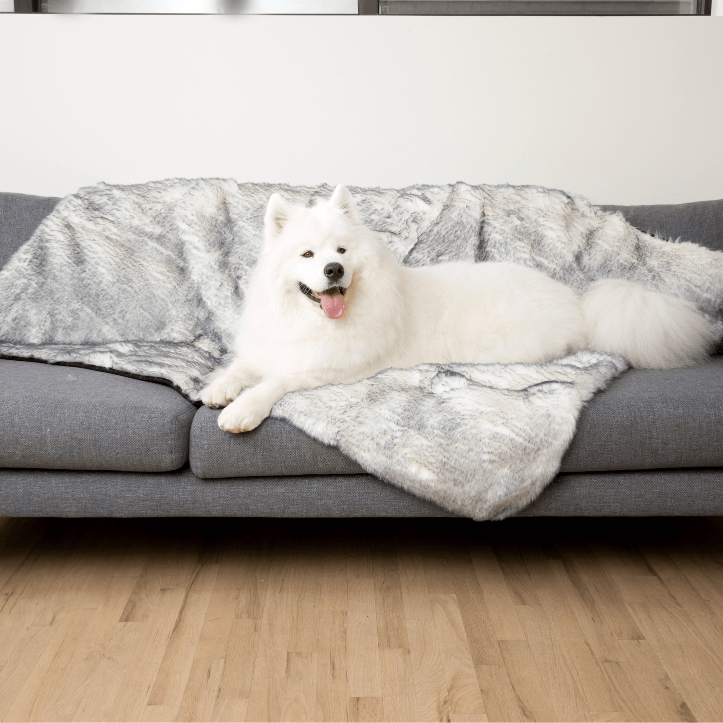 PupProtector™ Luxe Waterproof Faux Fur Blanket - Ultra Plush Arctic Fox - Doot's Pet LLC Collars For A Cause