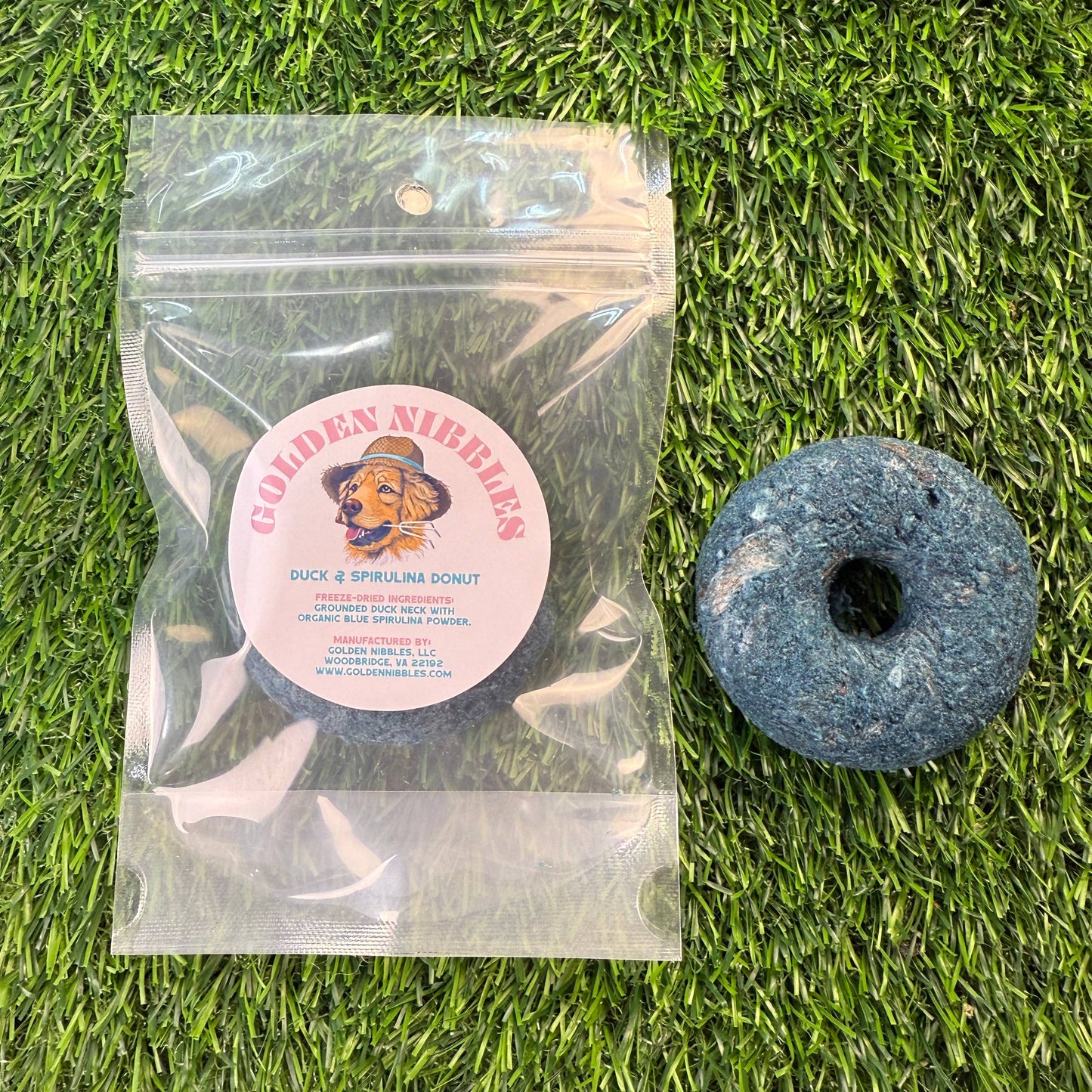 Doot's Chew Bar - Golden Nibbles - Donut - Duck & Spirulina- Freeze-Dried Treat for Dogs & Cats - 1 Donut