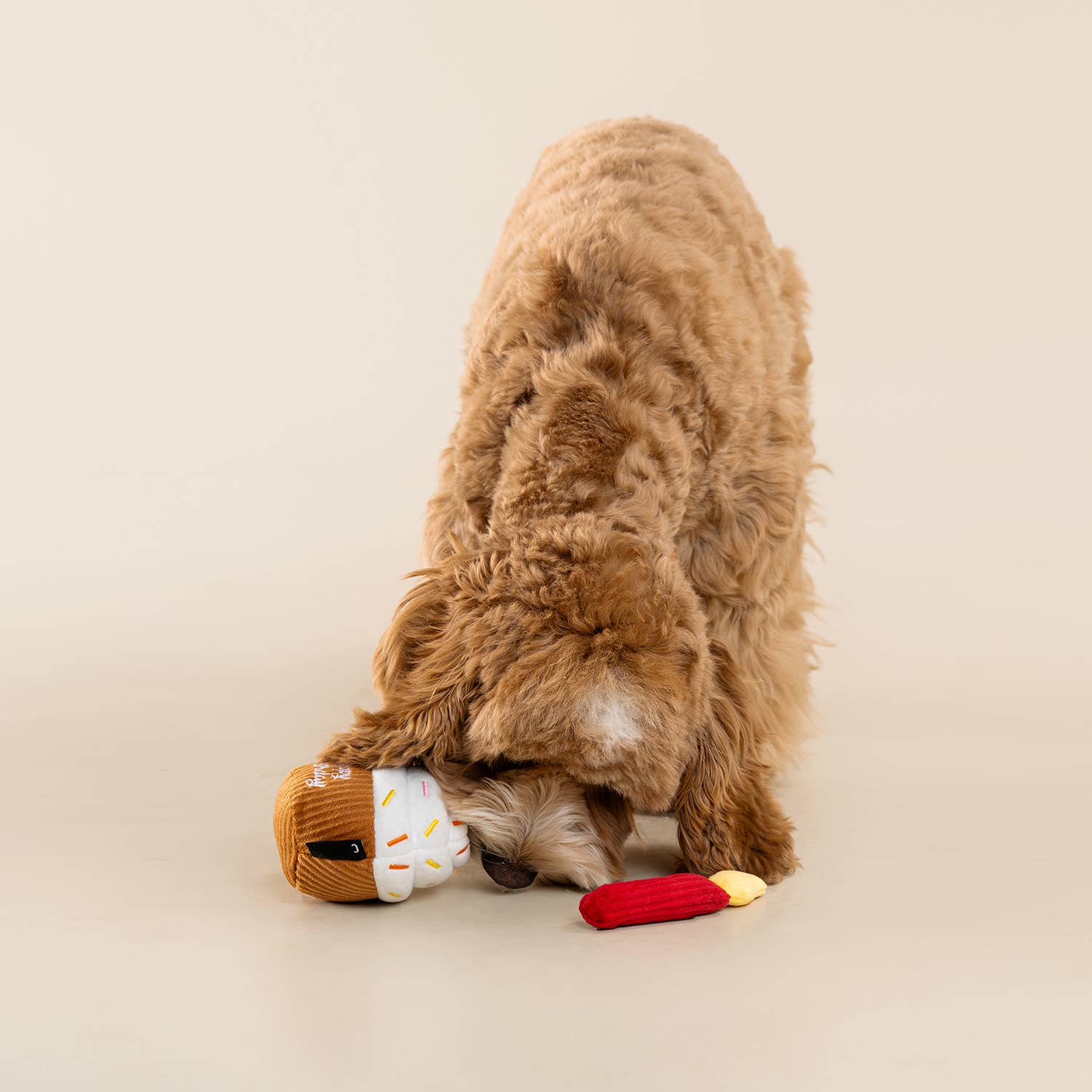 CHEWFFON - CHEWFFON Cupcake Dog Toy Interactive Squeaky Birthday Treat - Doot's Pet LLC Collars For A Cause