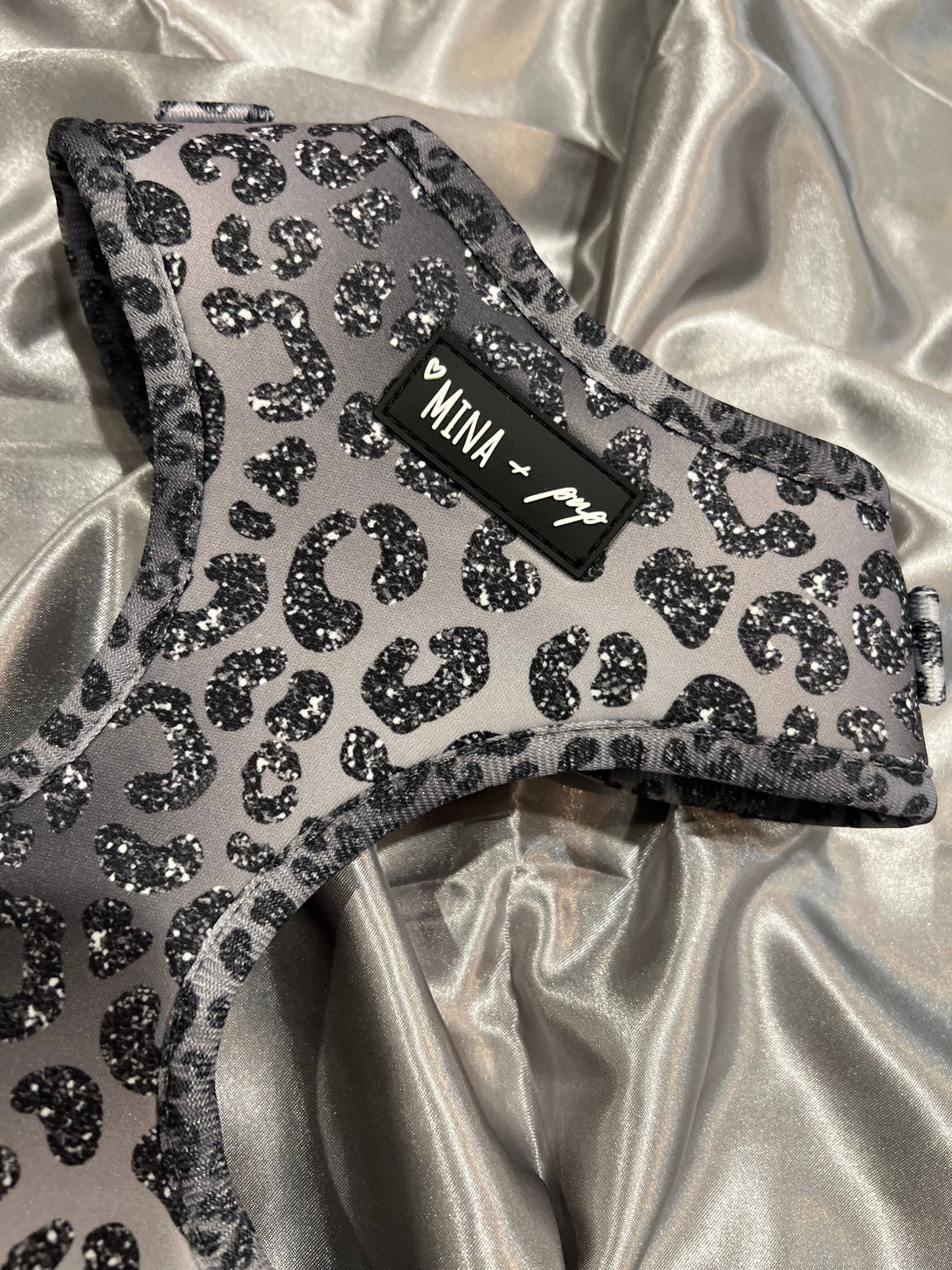 Mina + Pup - YOU’RE SO GLAM ADJUSTABLE SILVER OMBRE DOG CAT HARNESS - XXS
