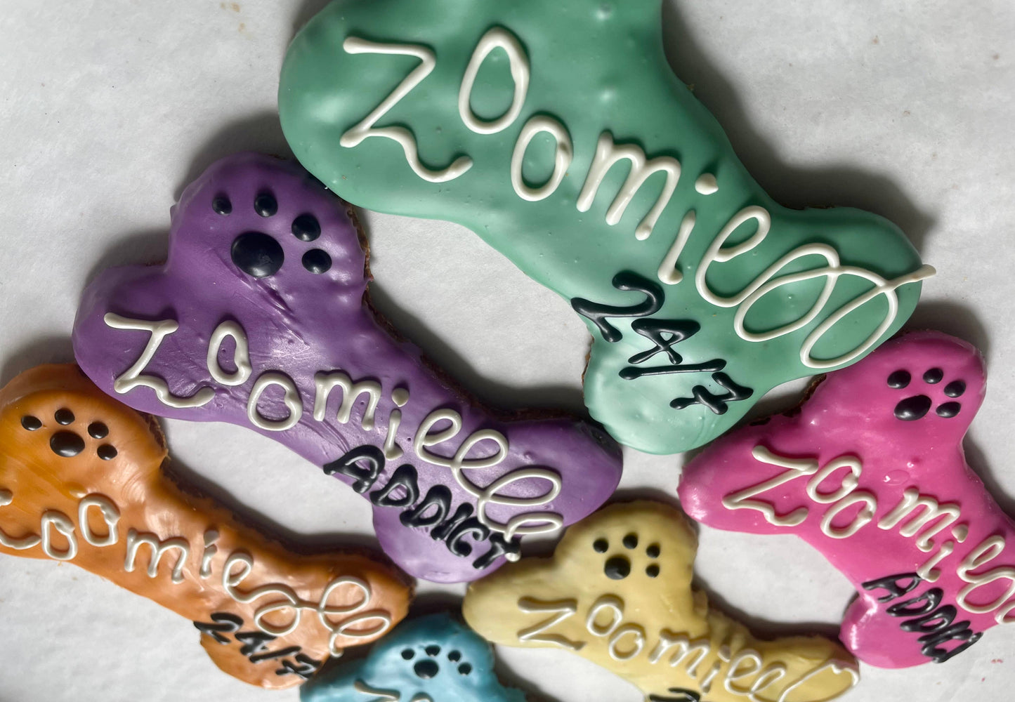 YumYum4DOGS - 6 inch Zoomies ADDICT dog treat- Single - Doot's Pet LLC Collars For A Cause