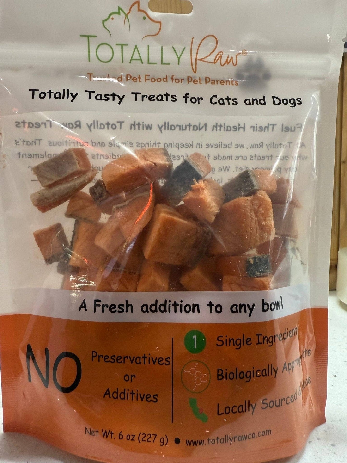 Doot's Bulk Bin - Freeze Dried Salmon Bites- Wild Caught- 2 OZ