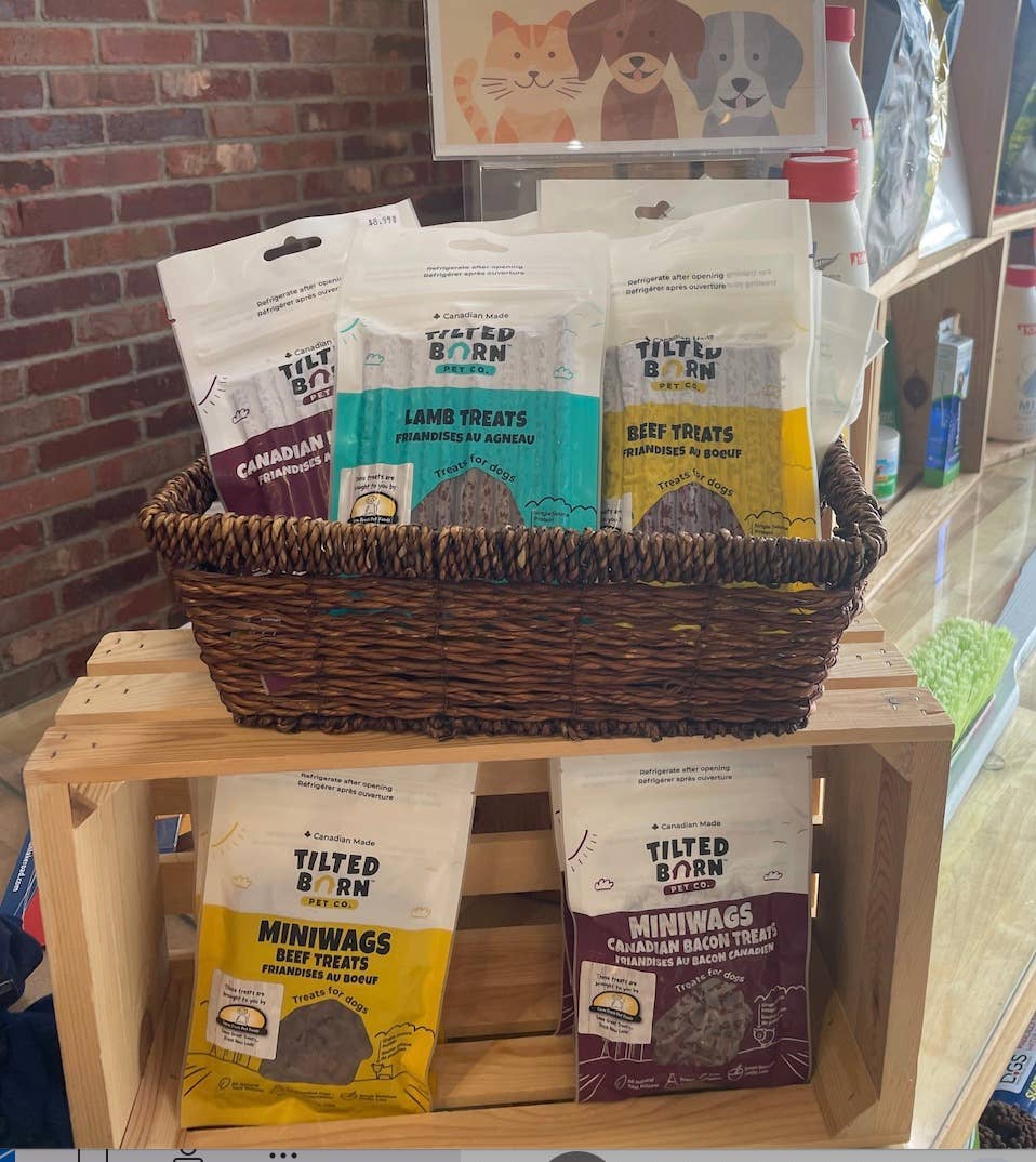 Tilted Barn Pet Co. - Beef Miniwags Treats For Dogs 100g/3.53oz