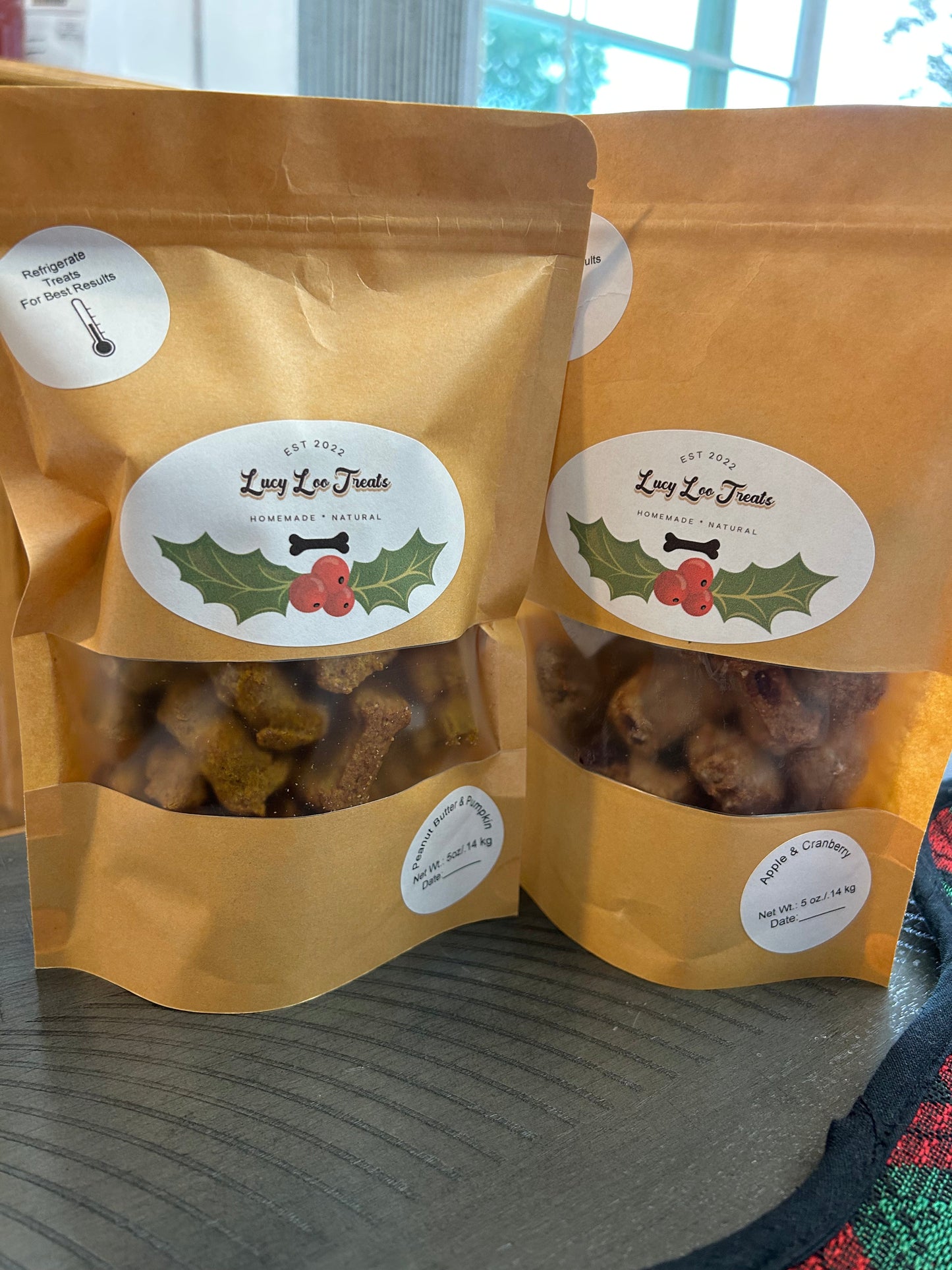 Lucy Loo Treats - Apple & Cranberry - (5 oz. Bag)