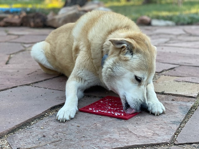 Love eMat - Enrichment Lick Mat for Dogs and Cats| Heart Design | SodaPup - Doot's Pet LLC Collars For A Cause
