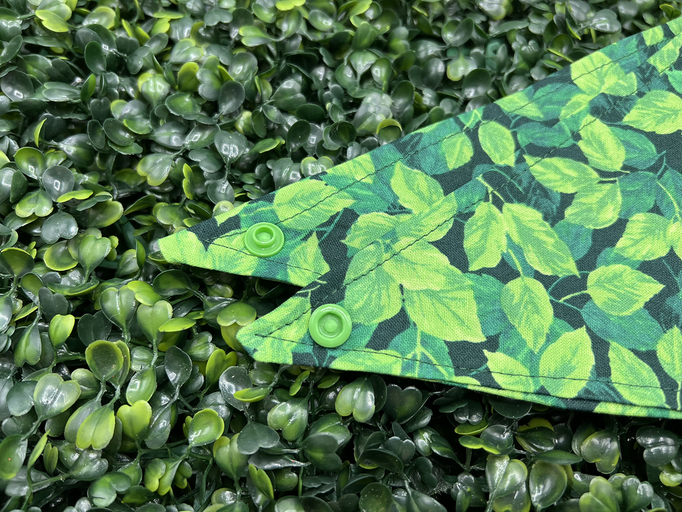 Spring Dog and Cat Bandana Ivy Leaves