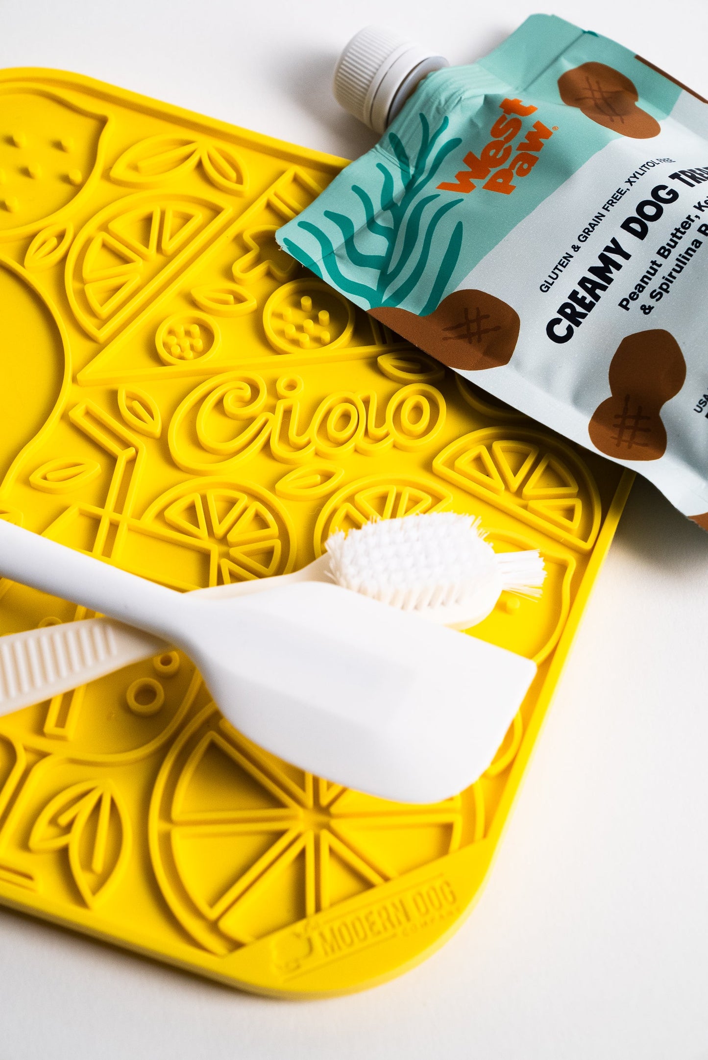 The Modern Dog Co. - Limoncello Lick Mat - Doot's Pet LLC Collars For A Cause