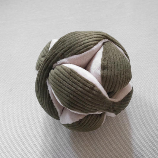 Lambwolf Collective - MONTI*//Enrichment Toy - Pink