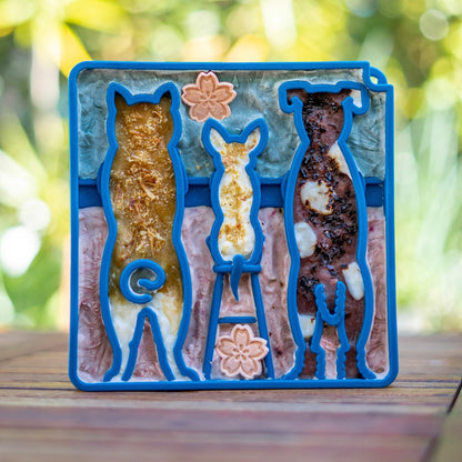 SodaPup - Waiting Dogs Design eTray Enrichment Tray for Dogs