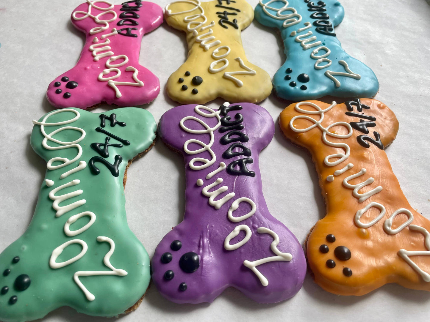 YumYum4DOGS - 6 inch Zoomies ADDICT dog treat- Single - Doot's Pet LLC Collars For A Cause