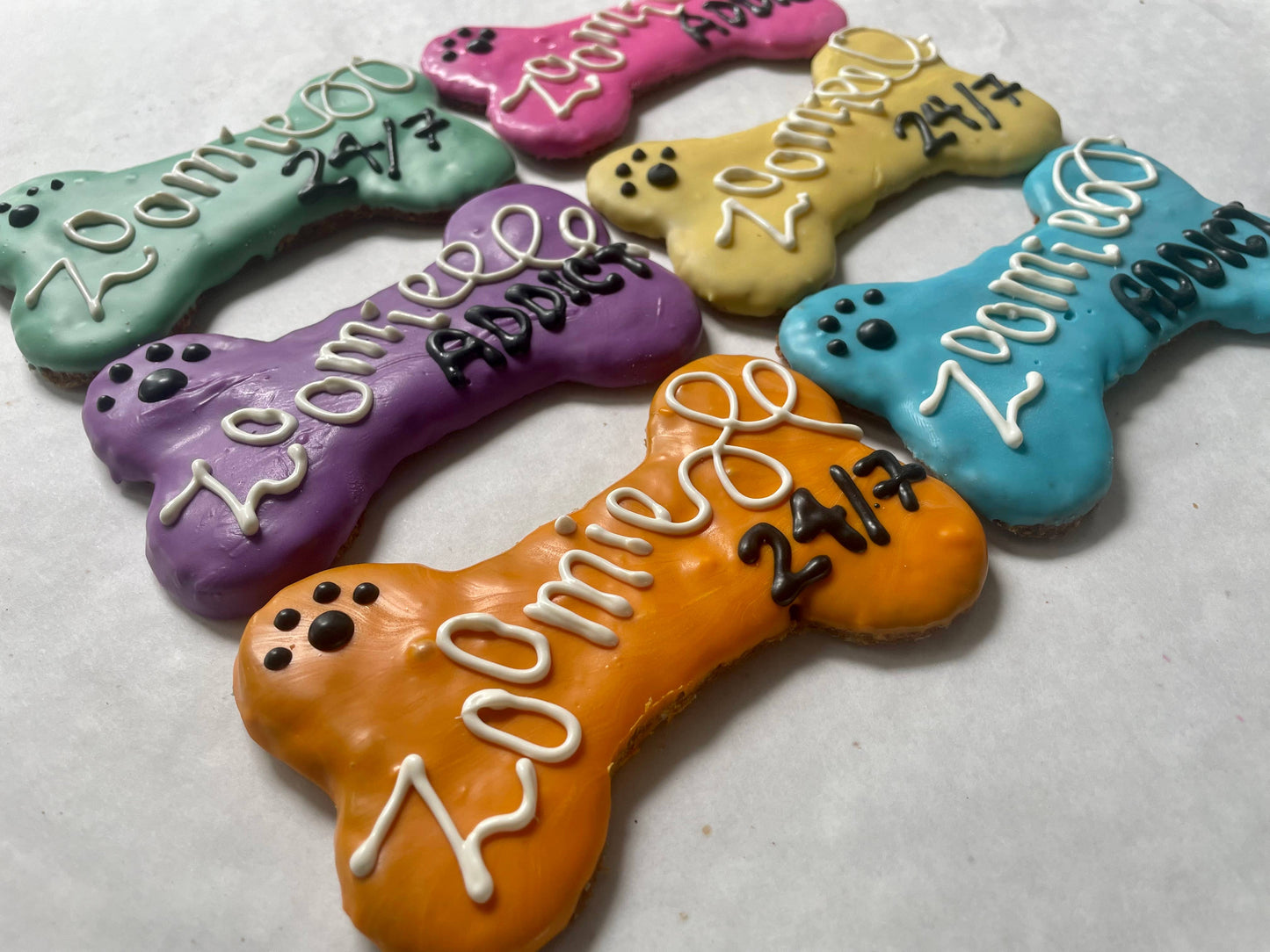 YumYum4DOGS - 6 inch Zoomies ADDICT dog treat- Single - Doot's Pet LLC Collars For A Cause