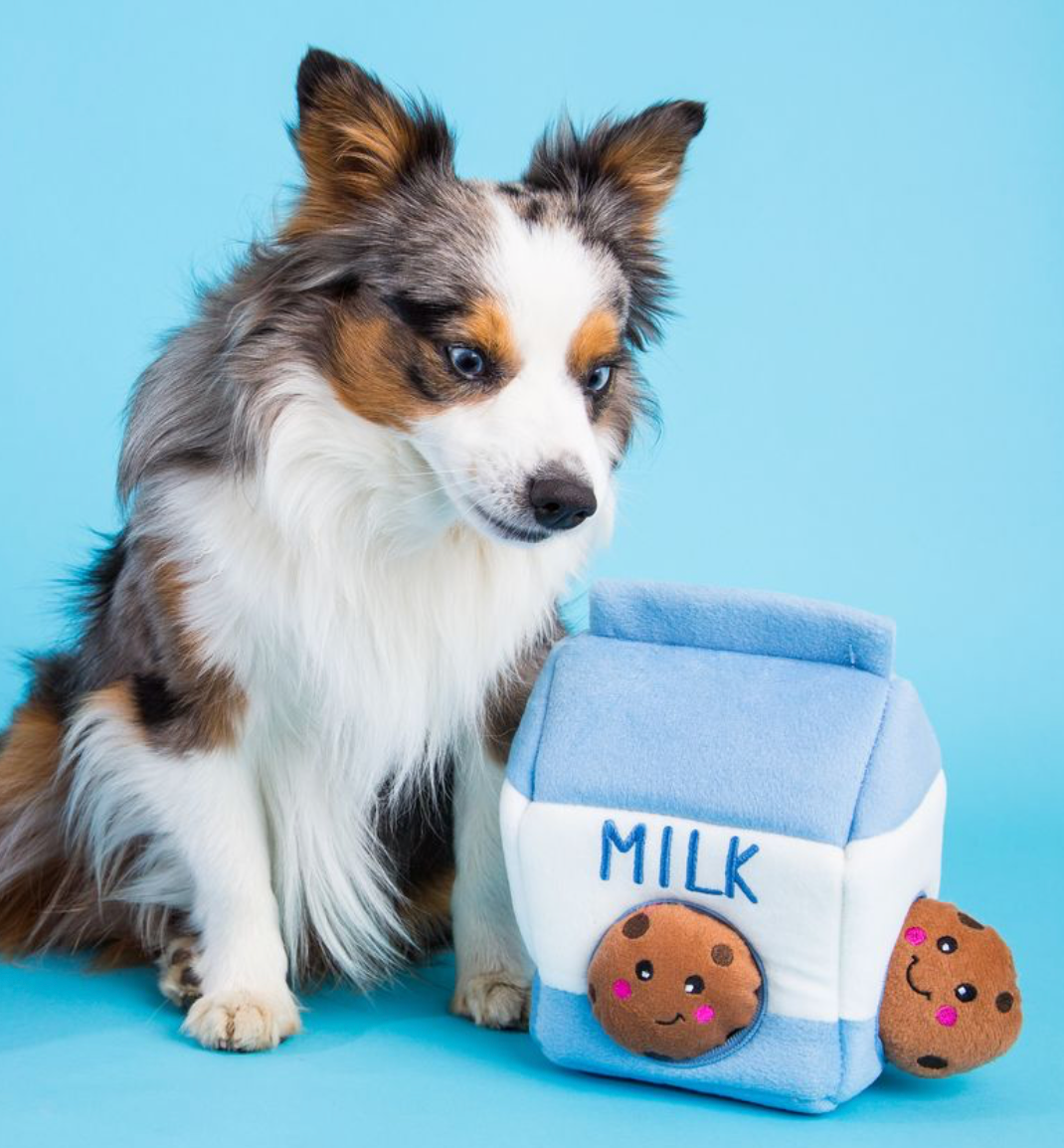 ZippyPaws - Zippy Burrow - Milk and Cookies - Dog Toy