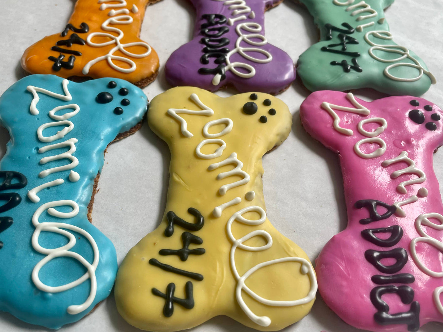 YumYum4DOGS - 6 inch Zoomies ADDICT dog treat- Single - Doot's Pet LLC Collars For A Cause
